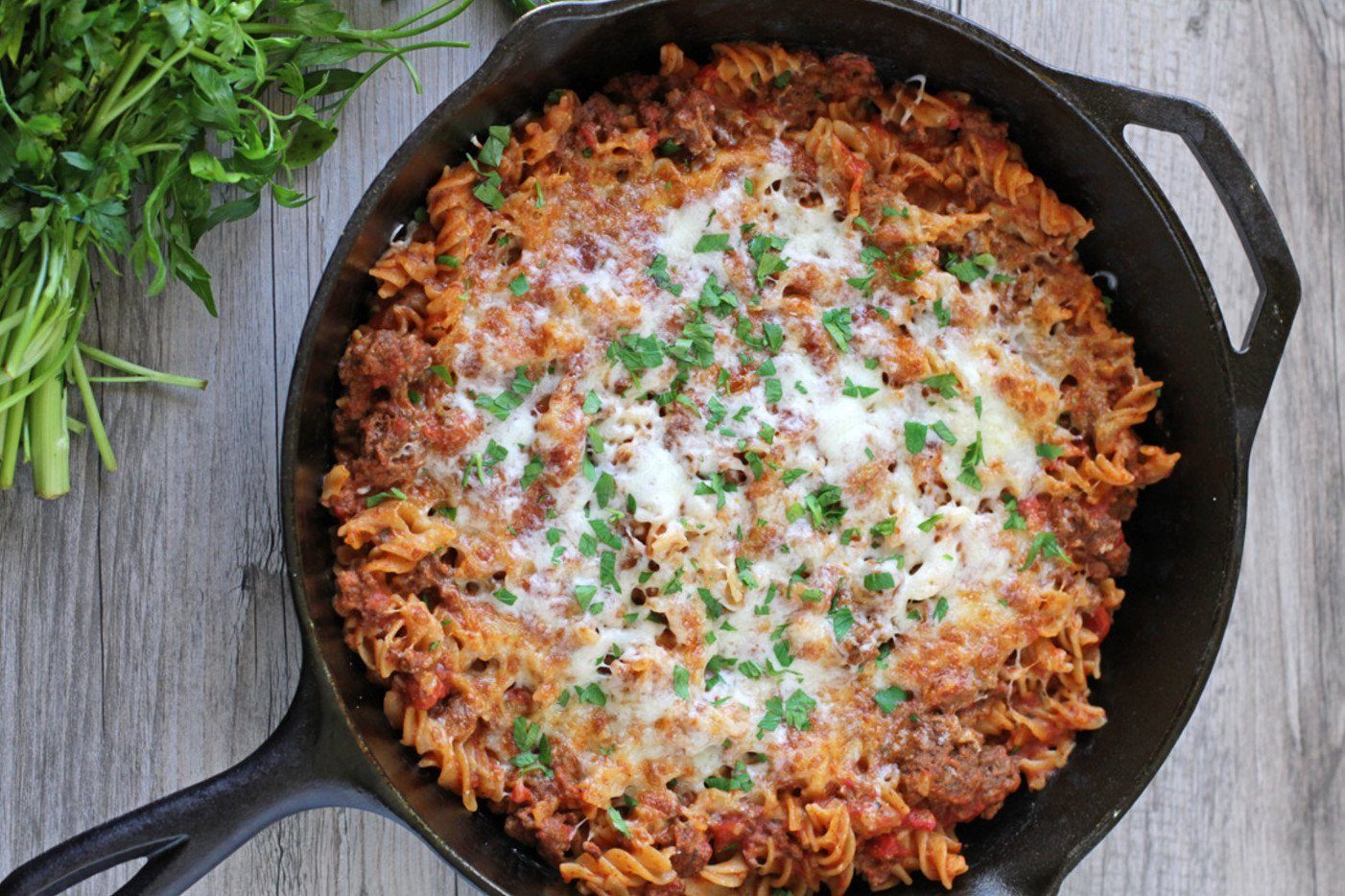 Cheesy Low FODMAP Beef & Pasta, One-Pan Style